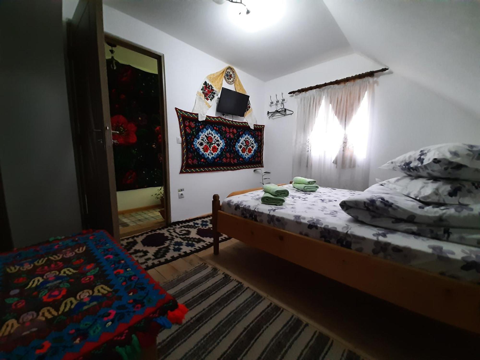 Apartamento Casa Pintea De Sub Coasta Breb Habitación foto